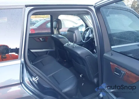 2010 Mercedes-Benz Glk 350 4Matic z USA, uszkodzony, nr VIN WDCGG8HB1AF371059